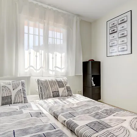 Apartment New 2 Bed 2 Bath Close With Panoramic View Lagunas De Mijas *