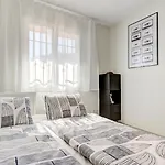 アパート New 2 Bed 2 Bath Close With Panoramic View Lagunas De Mijas *